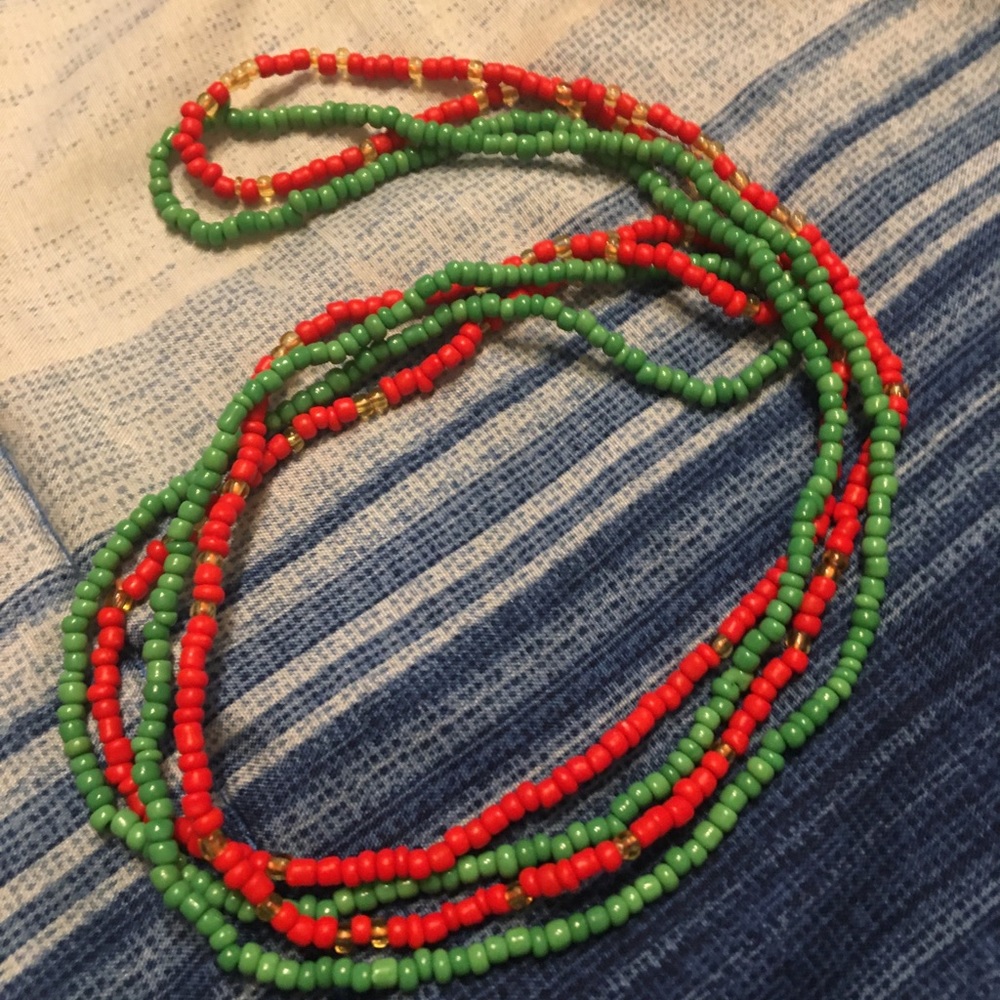 Waist beads